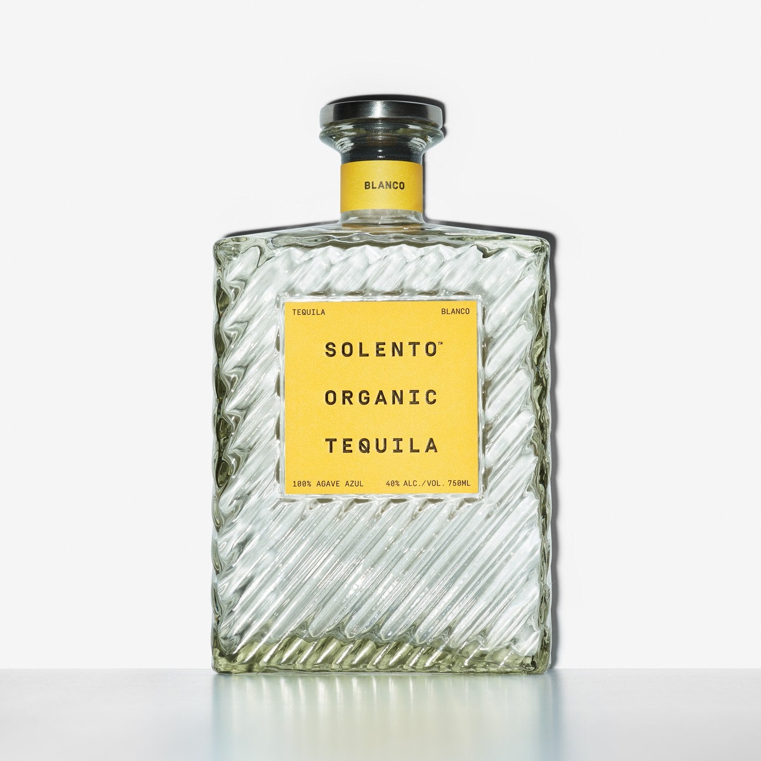 Behind the Bottle | Designer Javas Lehn